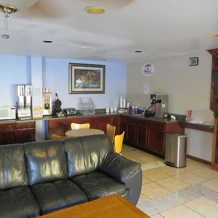 Knights Inn Memphis At Macon Cove מראה חיצוני תמונה