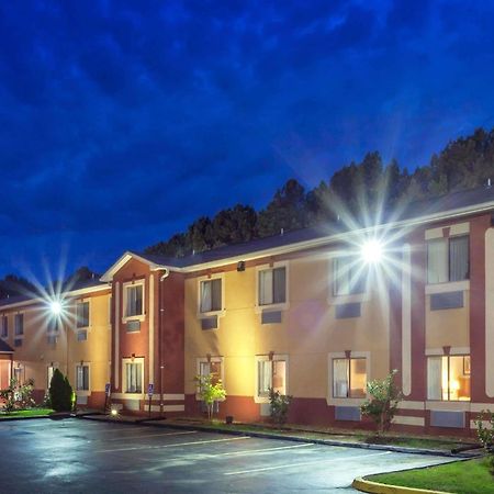 Knights Inn Memphis At Macon Cove מראה חיצוני תמונה