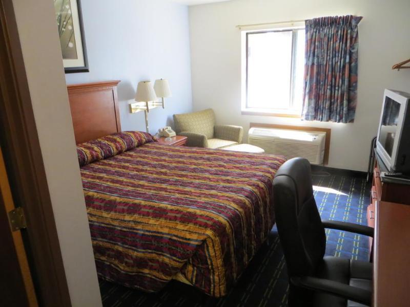 Knights Inn Memphis At Macon Cove מראה חיצוני תמונה